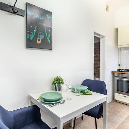 Convenient Apartment At Gastro Driven Location Budapeste Exterior foto