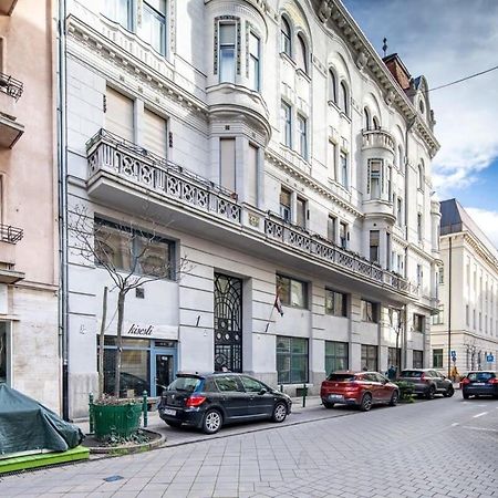 Convenient Apartment At Gastro Driven Location Budapeste Exterior foto
